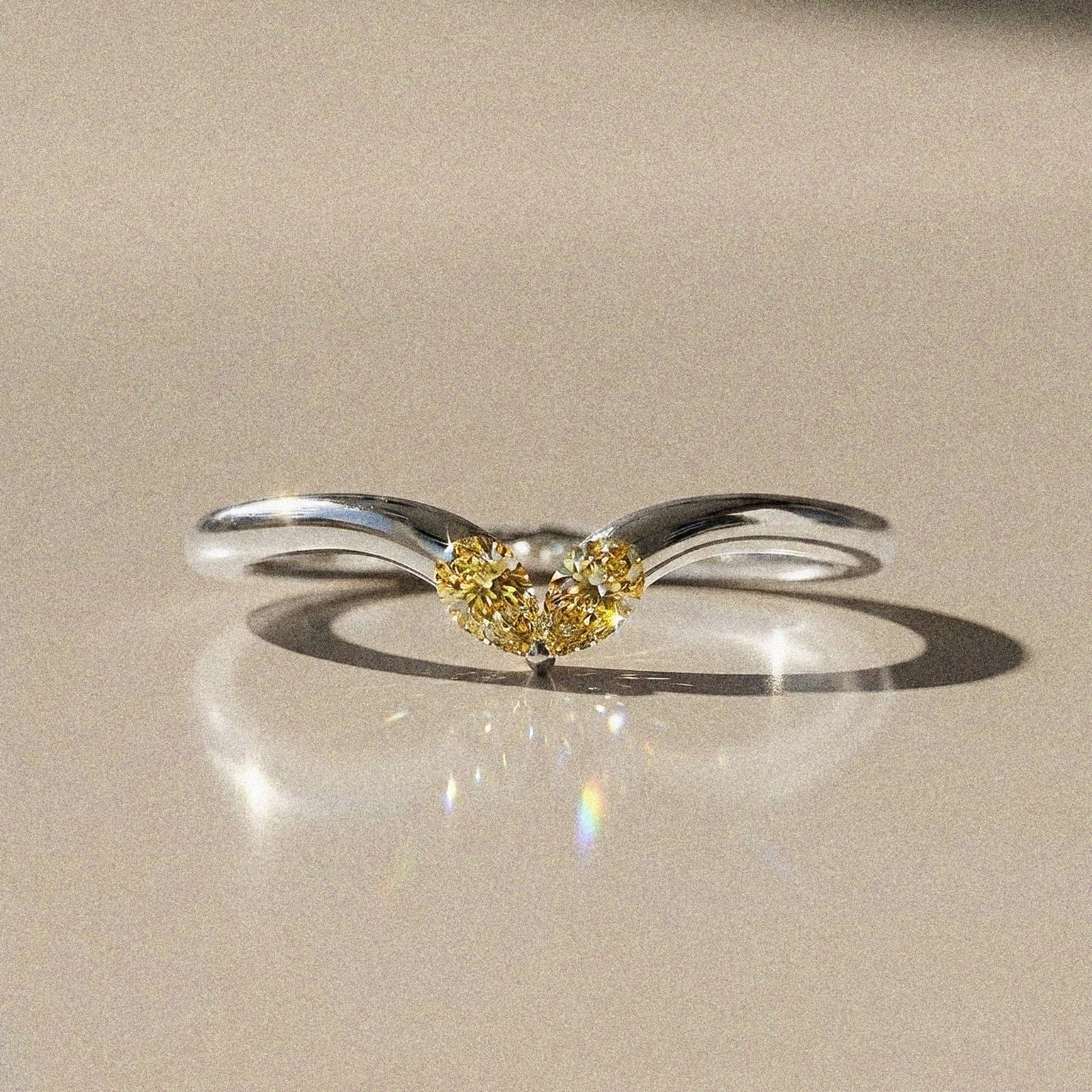 Daphné - Bague de fiançailles deux pierres forme poire