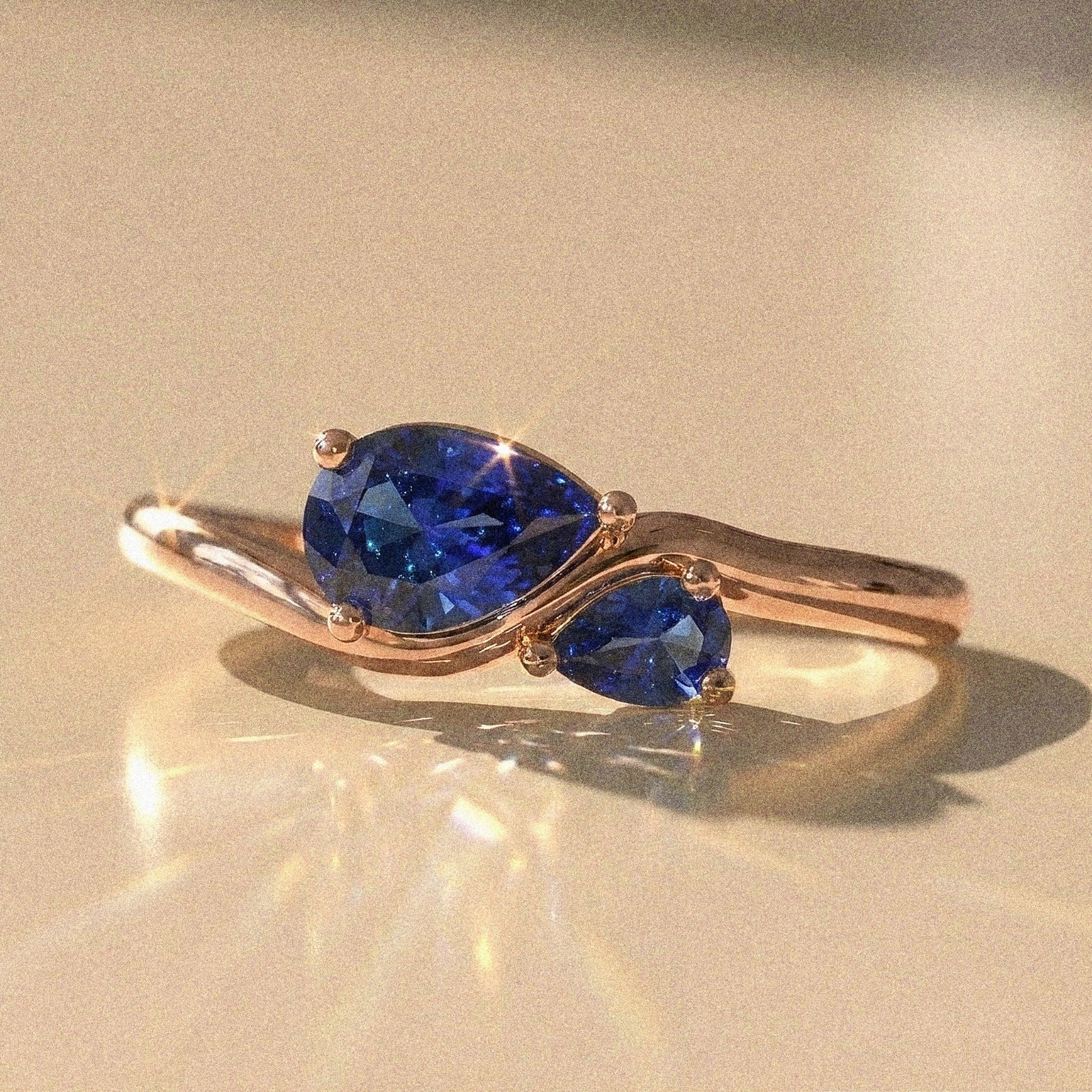 Paola - Bague de fiançailles toi&moi forme poire