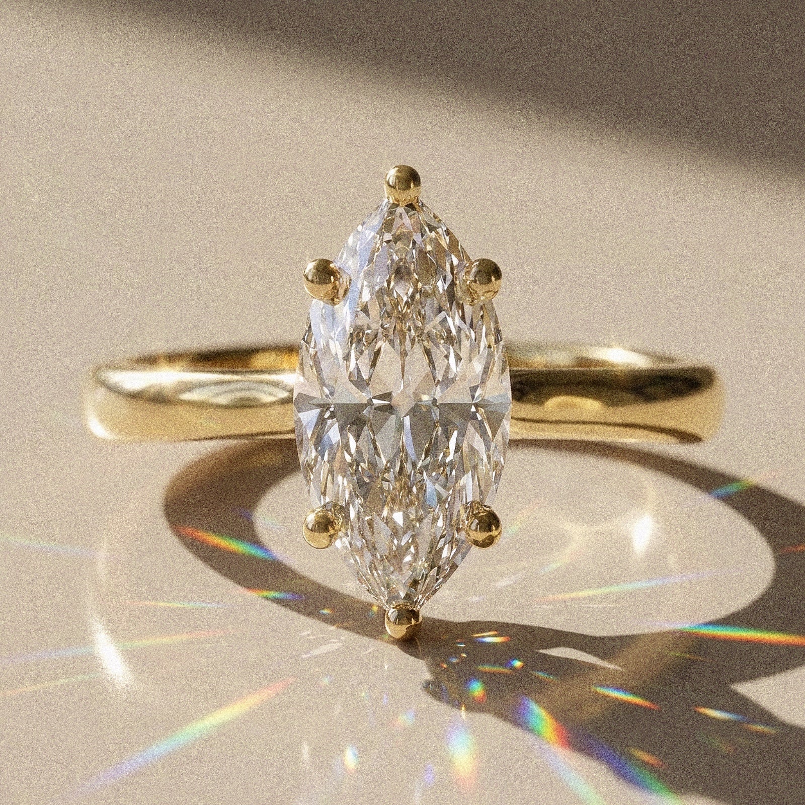 Solitaire Lyse – taille marquise 1,5 carat