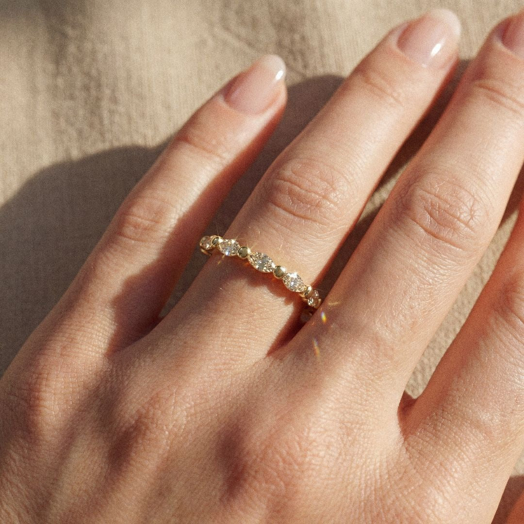 Alliance femme Menorca en or 750 – Diamant naturel taille marquise