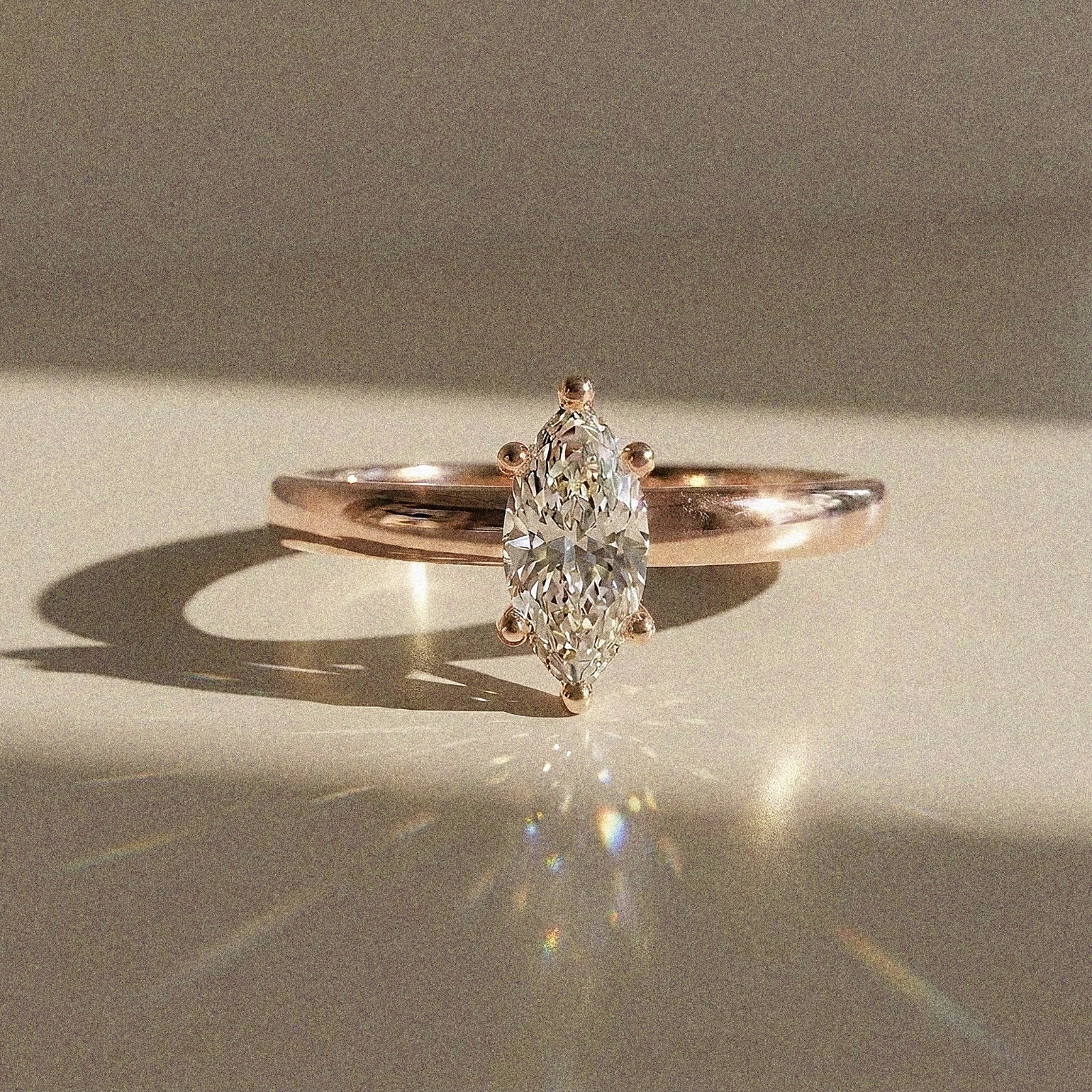 Baby Jasmine - Solitaire marquise 0,30 carat