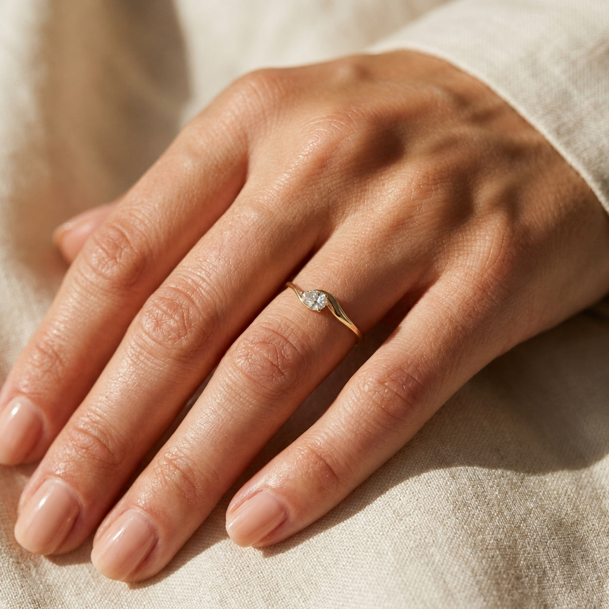 Berenice - Bague de fiançailles solitaire pierre poire