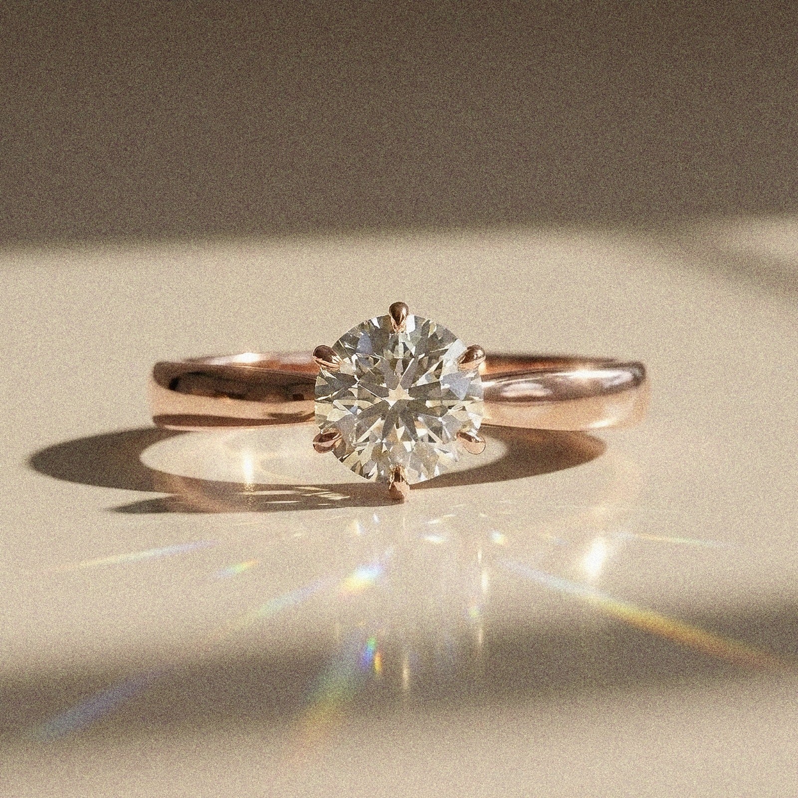 Itea - Brilliant Cut Solitaire