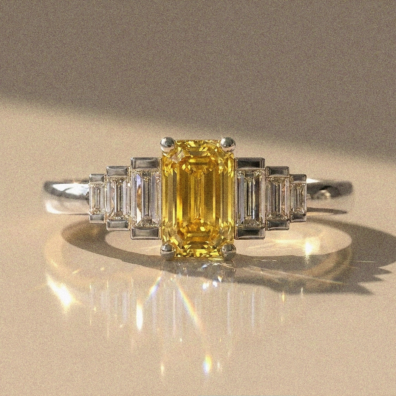 Lantana - Bague de fiançailles pierres taille émeraude et taille baguette