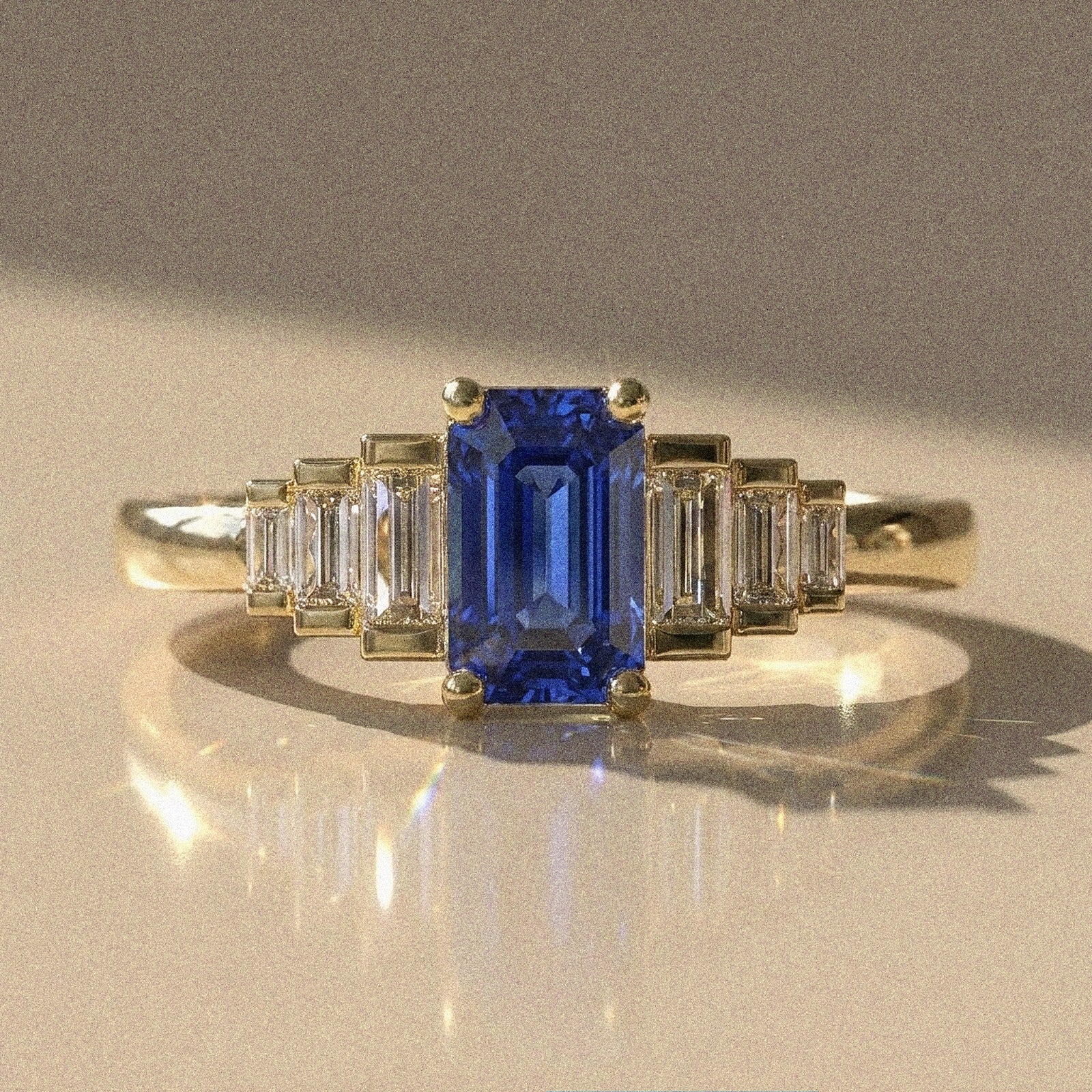 Lantana - Bague de fiançailles pierres taille émeraude et taille baguette