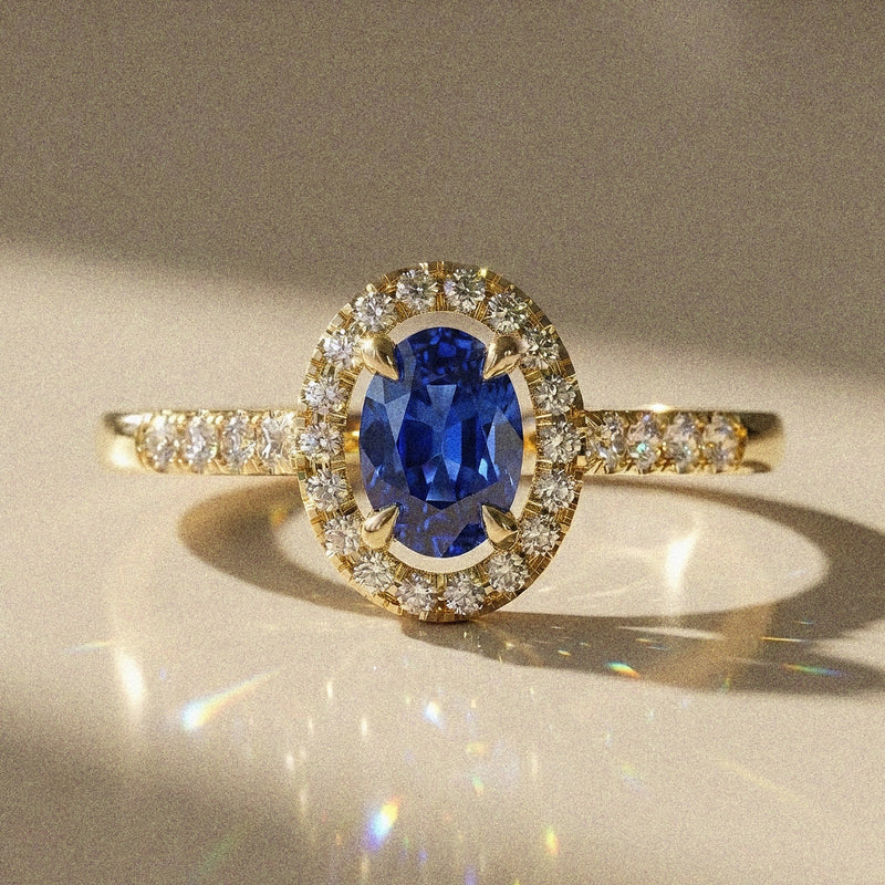 Abelia - Bague de fiançailles diamant ovale pavé