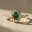 Abelia - Bague de fiançailles diamant ovale pavé