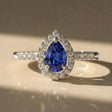 Acacia - Bague de fiançailles diamant poire à entourage