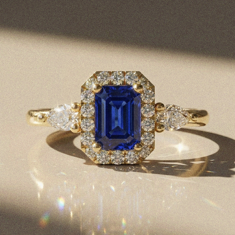 Mahonia - Bague de fiançailles pierre rectangle à pans coupés