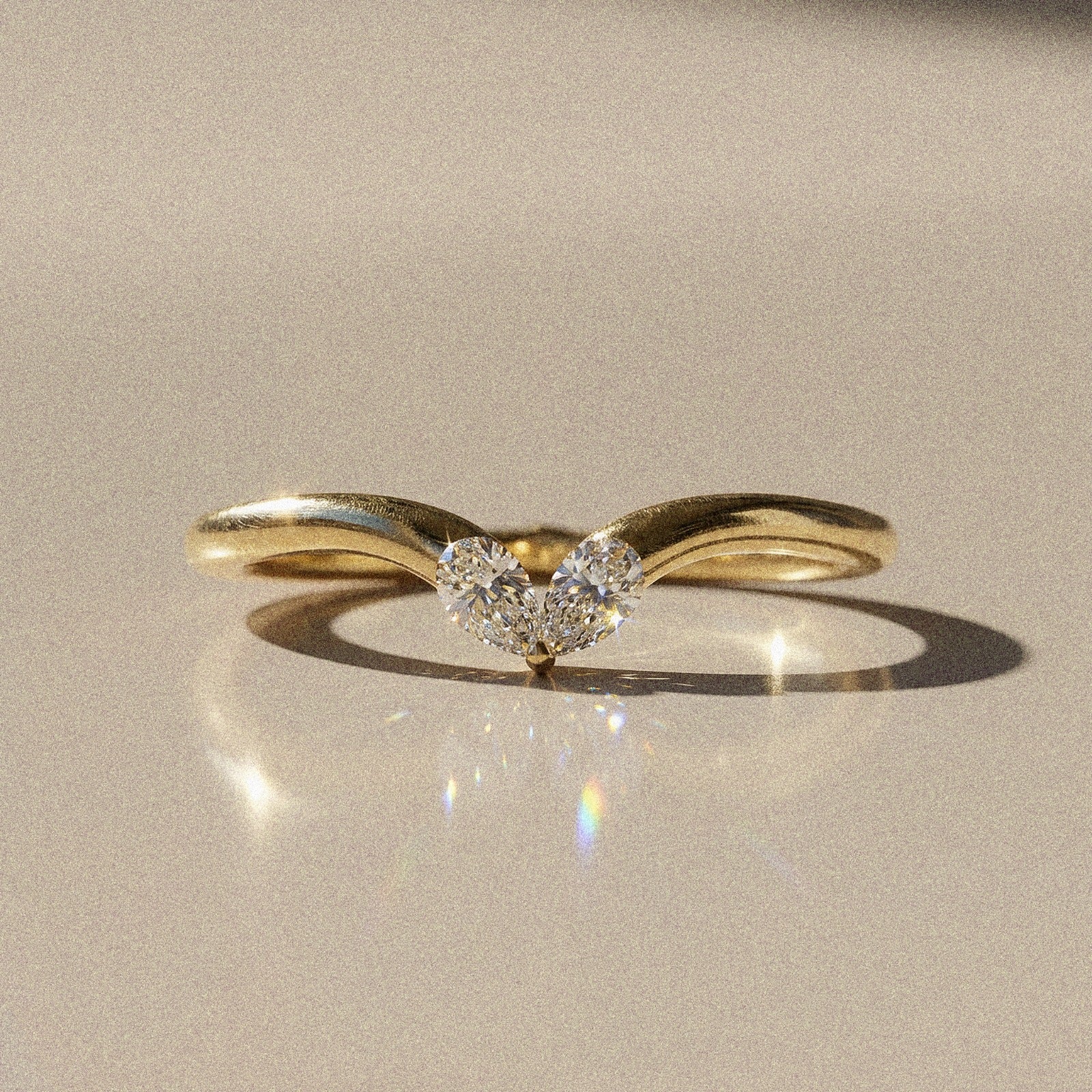 Daphné - Bague de fiançailles deux pierres forme poire