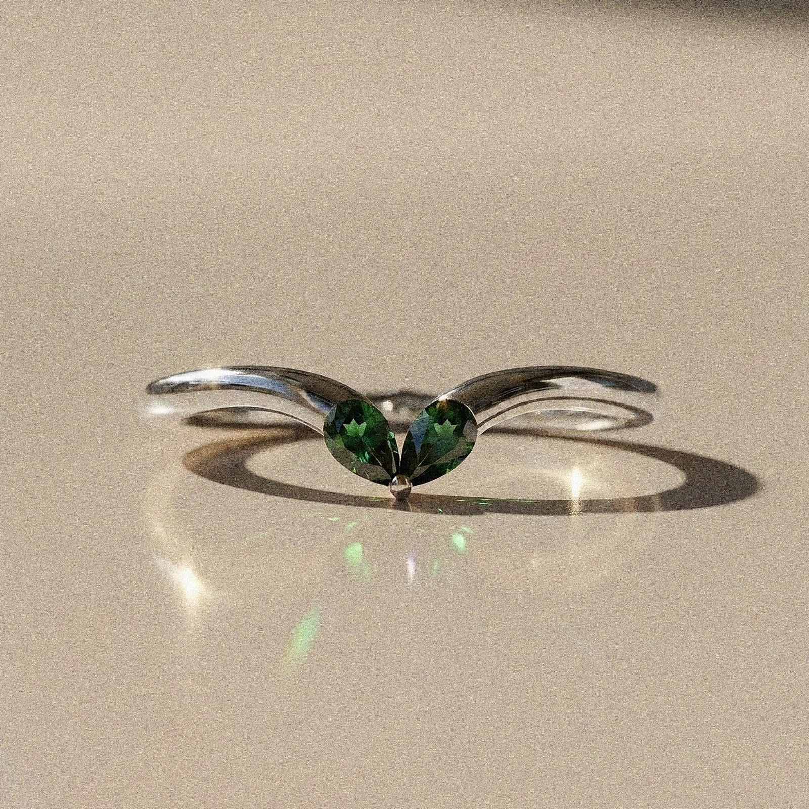 Daphné - Bague de fiançailles deux pierres forme poire