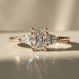 Olea - Bague de fiançailles pierre radiant épaulée
