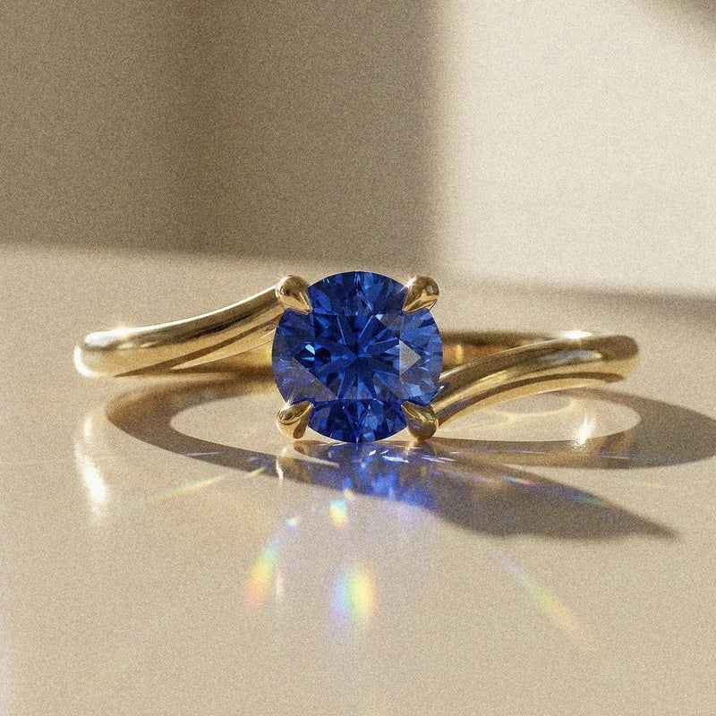 Bely - round brilliant-cut stone - solitaire
