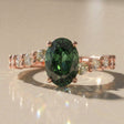 Bergenie - Bague de fiançailles pierre ovale et pierres latérales