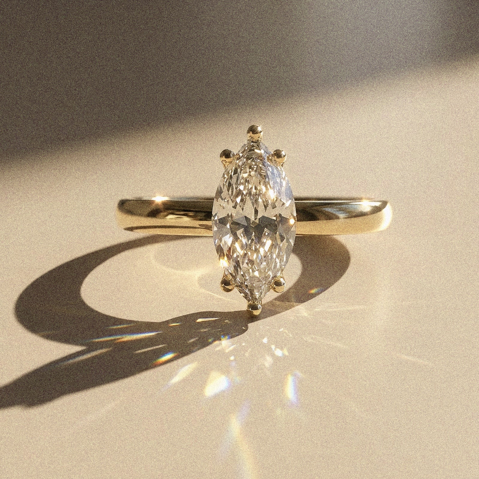 Jasmine - Bague de fiançailles solitaire marquise