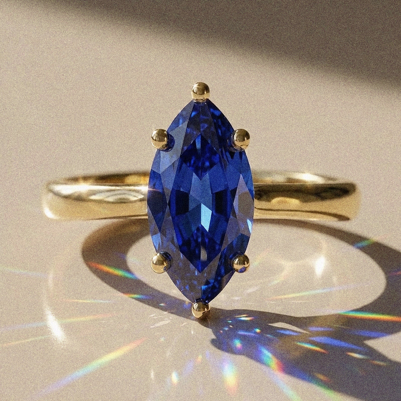 Solitaire Lyse – taille marquise 1,5 carat