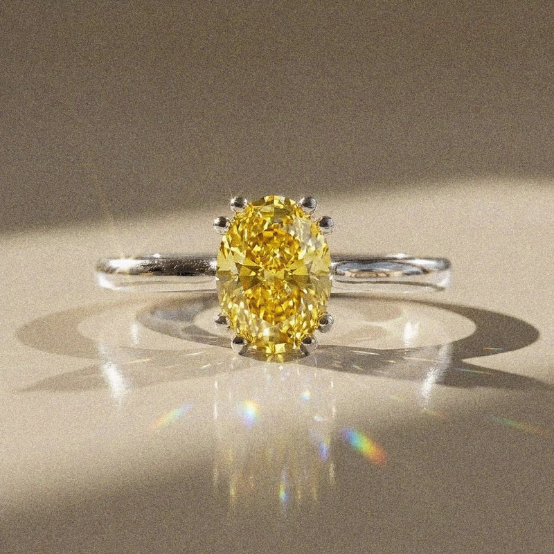 Léonie Ring – Oval Lab Diamond Solitaire