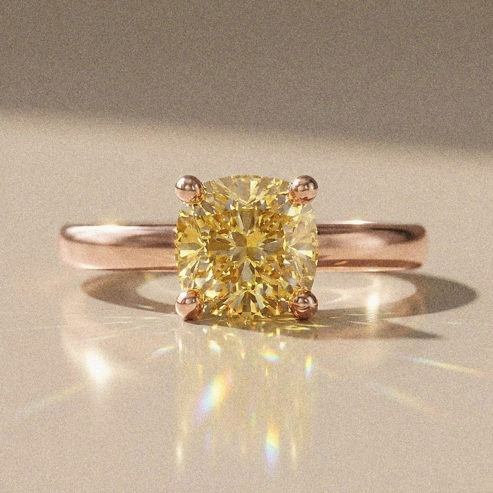 Madeleine - Solitaire accompanied pear-shaped