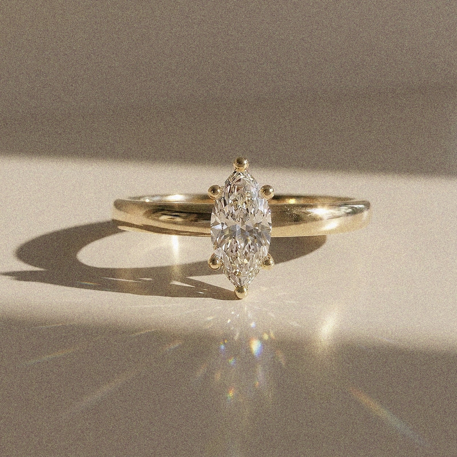 Baby Jasmine - Solitaire marquise 0,30 carat